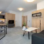Apartment Alure Residences 11 - 24h Self Check-in & Private Parking Next To The Building Included, Center Right On Snp Square In A Quiet Passage, New Building, In Town *