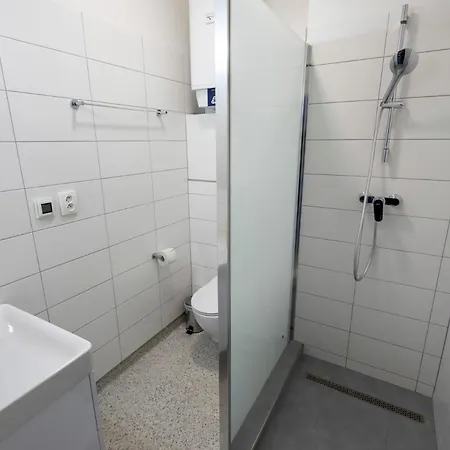 Apartmán Alure Residences 11 - 24h Self Check-in & Private Parking Next To The Building Included, Center Right On Snp Square In A Quiet Passage, New Building, In Town Banská Bystrica
