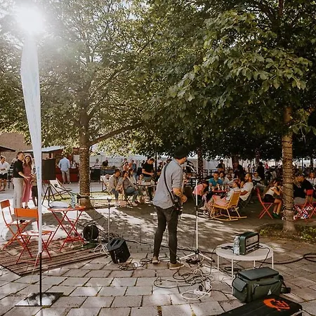 Alure Residences 11 - 24h Self Check-in & Private Parking Next To The Building Included, Center Right On Snp Square In A Quiet Passage, New Building, In Town Banská Bystrica