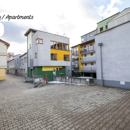 Appartamento Alure Residences 11 - 24h Self Check-in & Private Parking Next To The Building Included, Center Right On Snp Square In A Quiet Passage, New Building, In Town