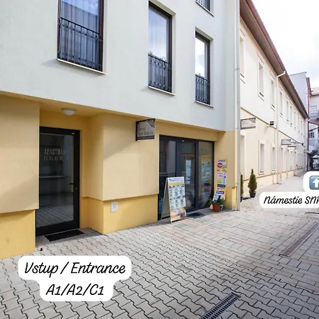 Appartamento Alure Residences 11 - 24h Self Check-in & Private Parking Next To The Building Included, Center Right On Snp Square In A Quiet Passage, New Building, In Town Banská Bystrica