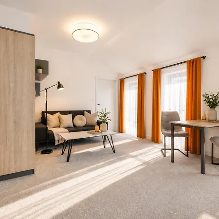 Alure Residences 11 - 24h Self Check-in & Private Parking Next To The Building Included, Center Right On Snp Square In A Quiet Passage, New Building, In Town Bańska Bystrzyca